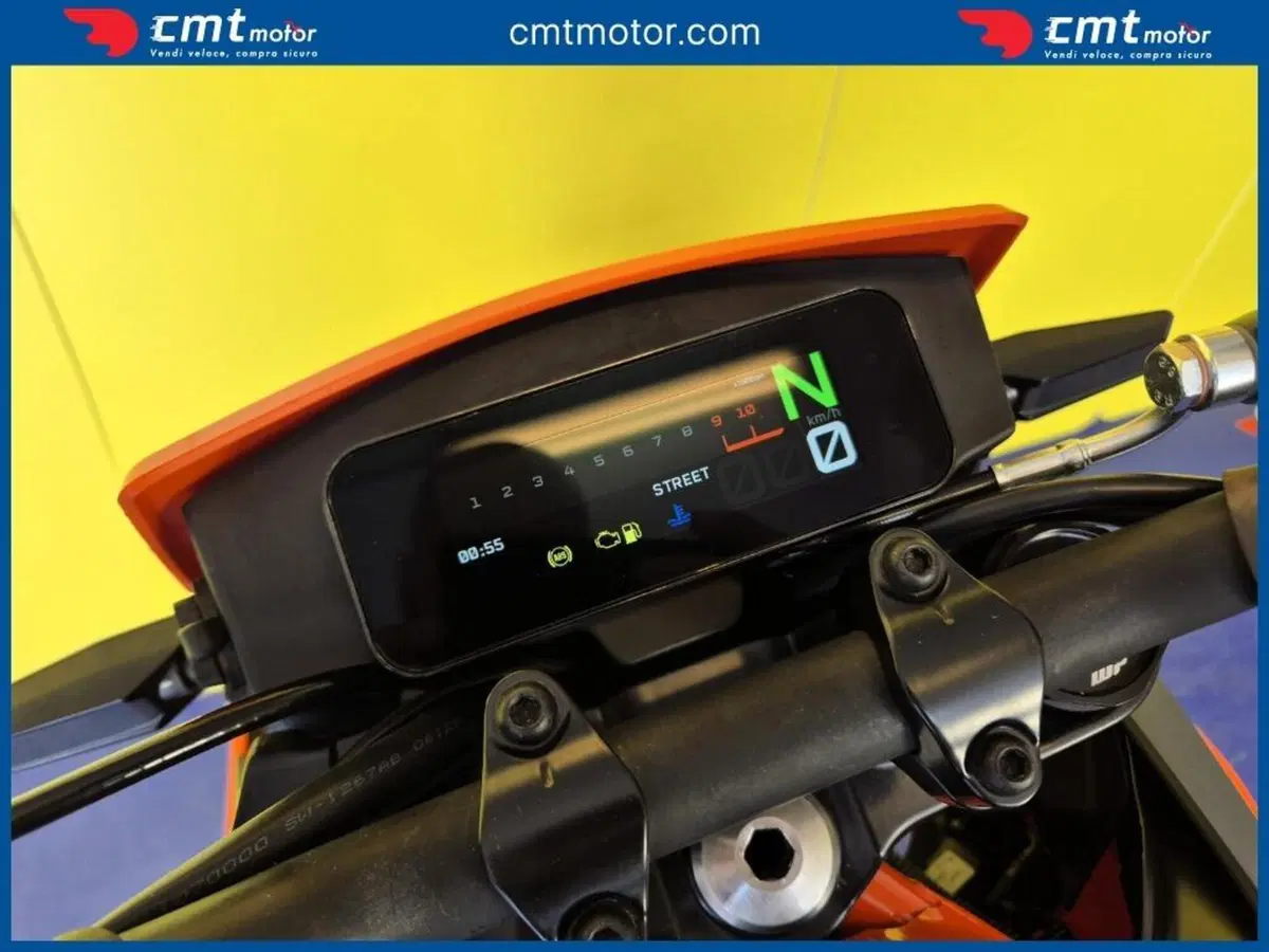 KTM 125 SMC R (2025 - 26) (5)