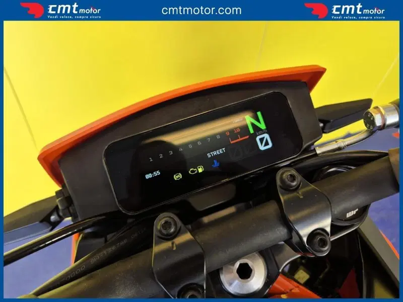 KTM 125 SMC R (2025 - 26) (5)