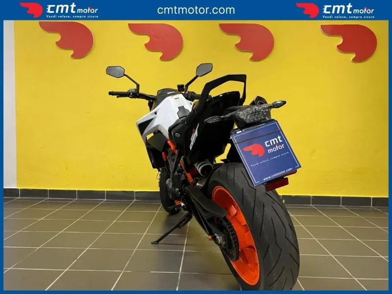 KTM 890 Duke R (2022 - 23) (4)