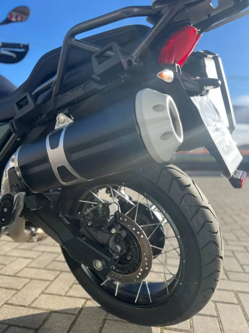 Moto Guzzi V85 TT (2021 - 23) (7)
