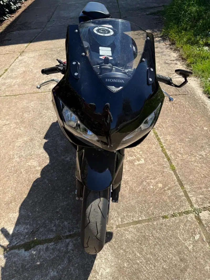 Honda CBR 1000 RR Fireblade (2008 - 11) (4)