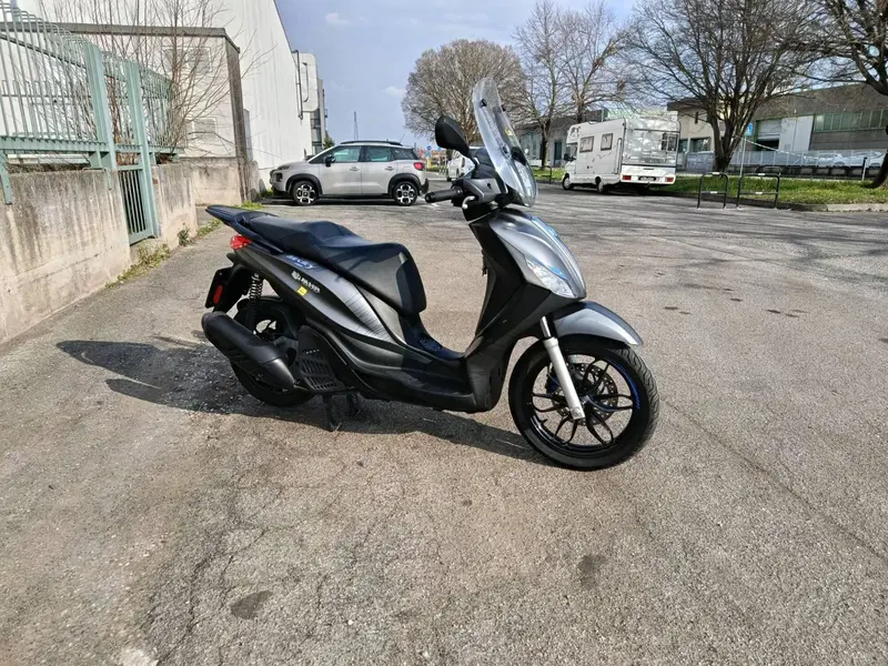 Piaggio Medley 125 ABS (2016 - 19) (2)