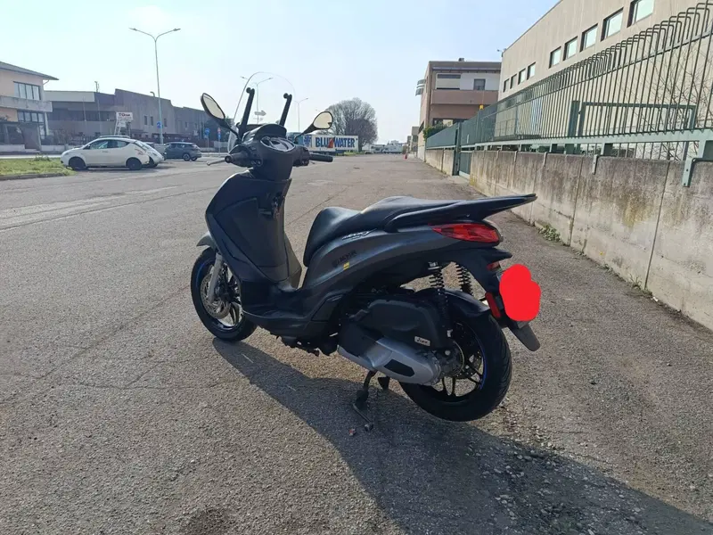 Piaggio Medley 125 ABS (2016 - 19) (5)