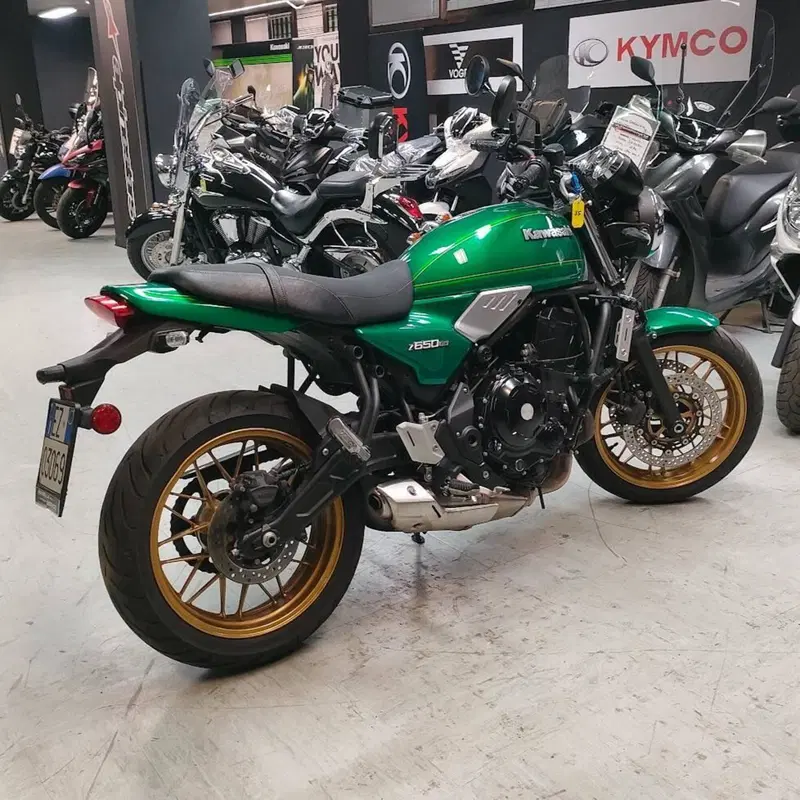 Kawasaki Z 650 RS (2022 - 24) (3)