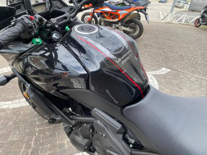 Kawasaki Versys 650 (2021 - 24) (10)