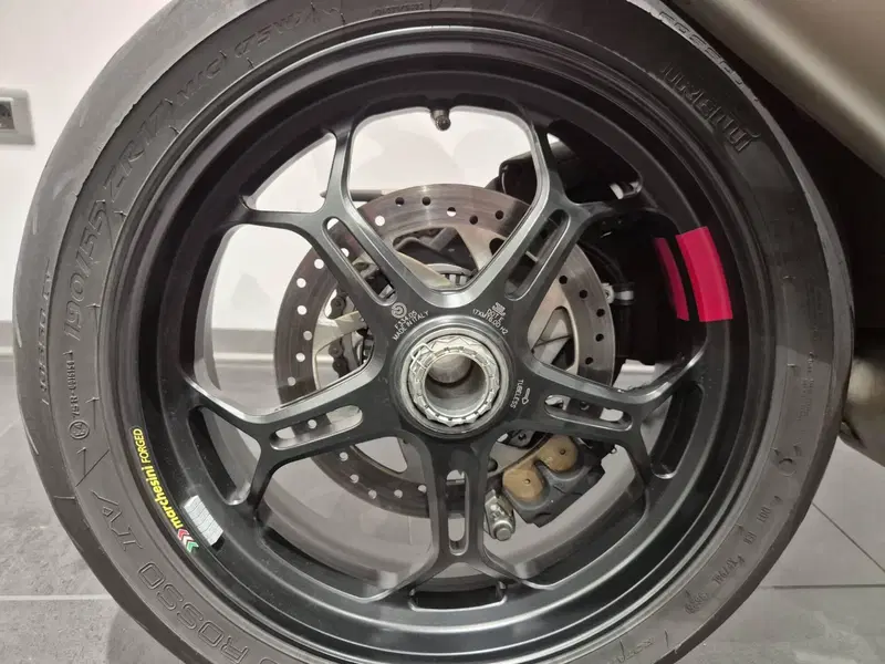 Ducati Multistrada V4 Pikes Peak (2025 - 26) (14)
