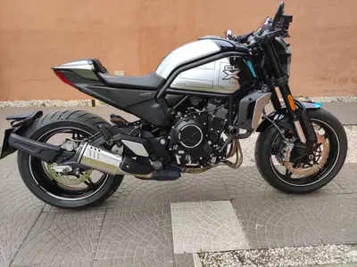 CFMOTO 700CL-X Sport (2022 - 26) usata
