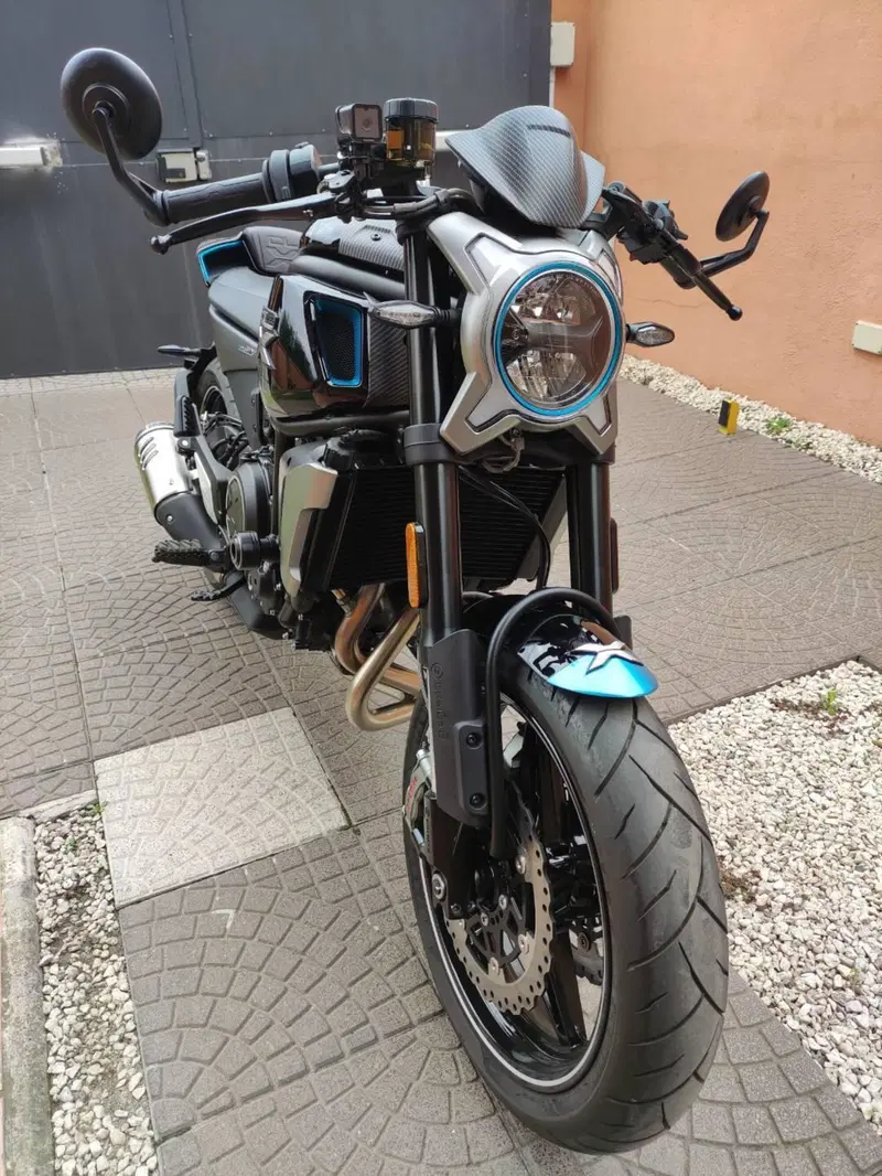 CFMOTO 700CL-X Sport (2022 - 26) (4)