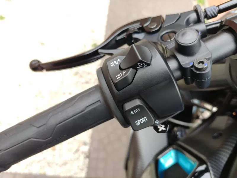 CFMOTO 700CL-X Sport (2022 - 26) (9)