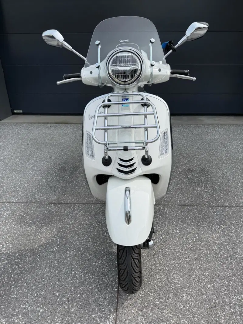 Vespa GTS 310 Super (2025 - 26) (2)