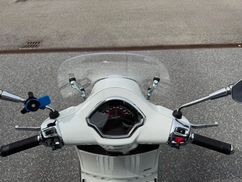 Vespa GTS 310 Super (2025 - 26) (4)