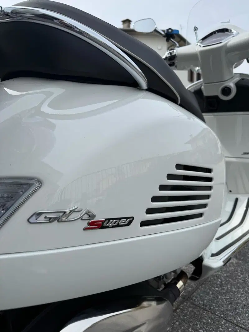 Vespa GTS 310 Super (2025 - 26) (5)