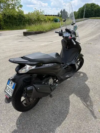 Piaggio Beverly 350 Police ABS-ASR (2018 - 20) usata