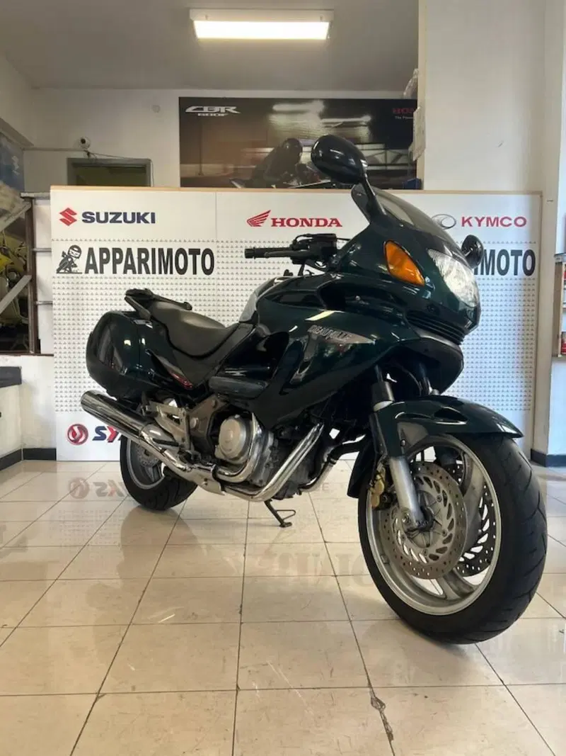Honda Deauville 650 (1998 - 01) (2)