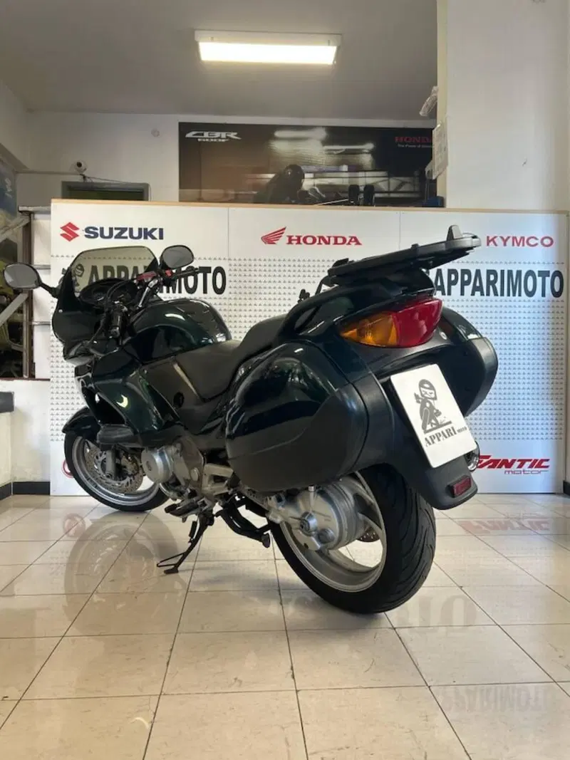Honda Deauville 650 (1998 - 01) (5)