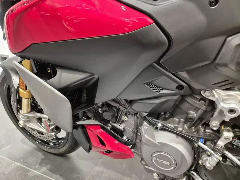 Ducati Streetfighter V2 S (2025 - 26) (16)
