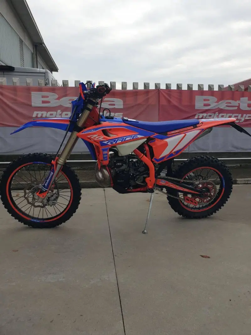 Betamotor RR 300 2T Enduro Race (2025) (2)