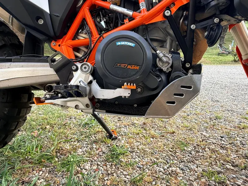KTM 690 Enduro R (2019 - 20) (3)