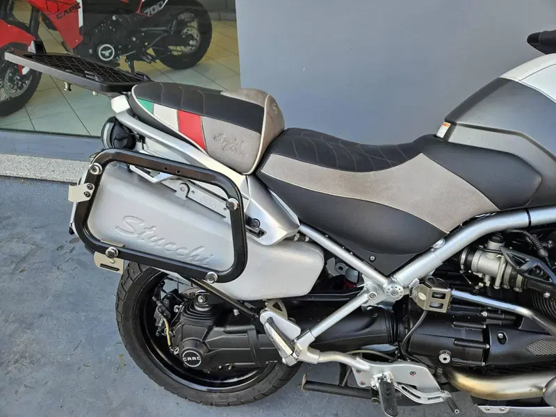 Moto Guzzi Stelvio 1200 NTX (2009 - 10) (4)