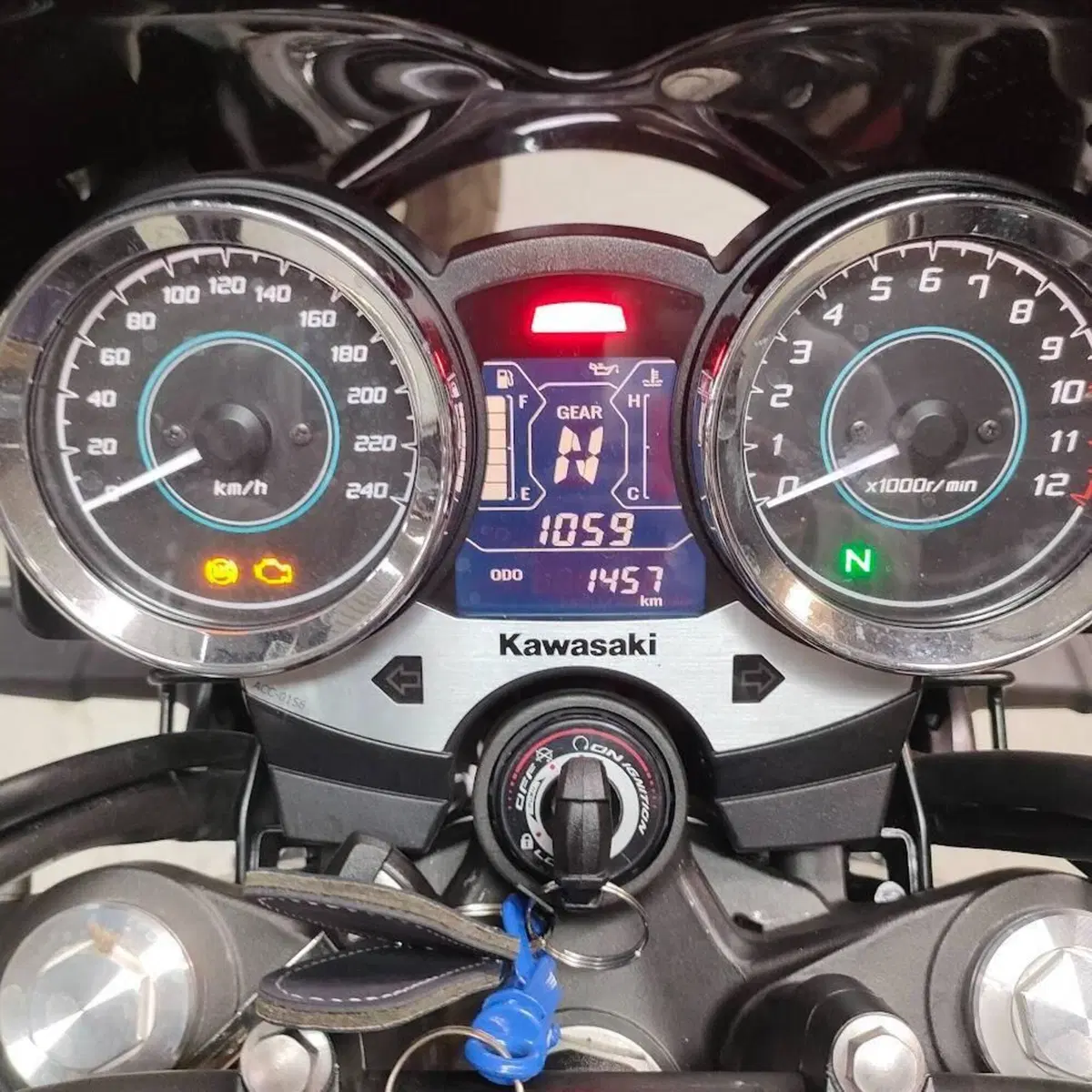 Kawasaki Z 650 RS (2022 - 24) (4)