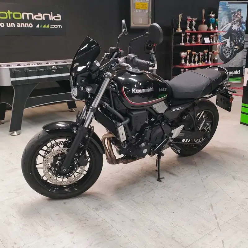 Kawasaki Z 650 RS (2022 - 24) (2)