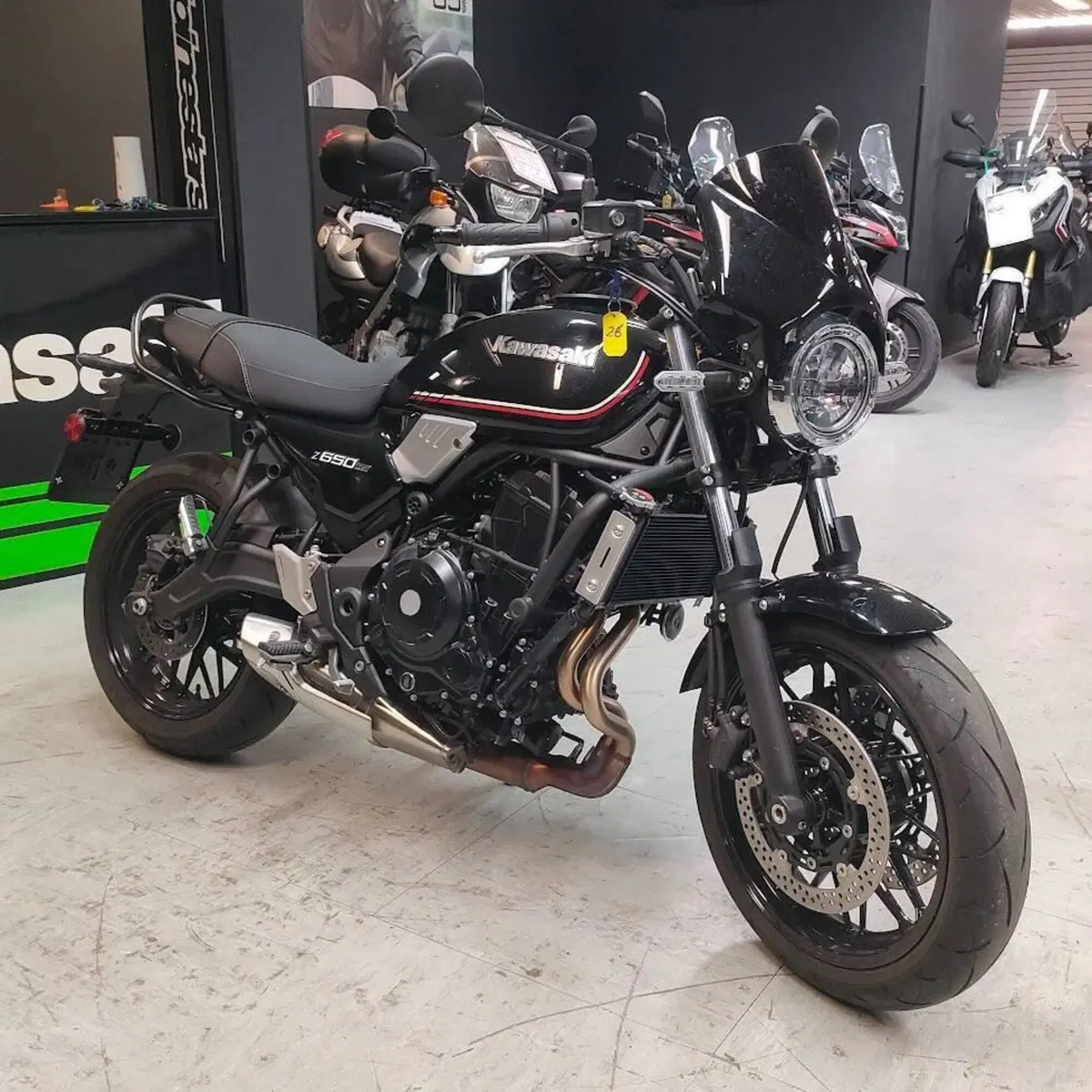 Kawasaki Z 650 RS (2022 - 24) (5)