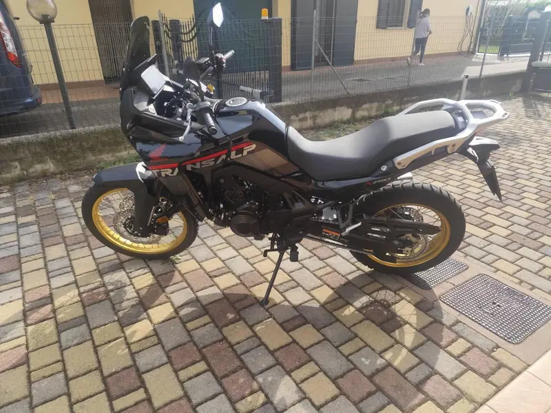 Honda Transalp XL750 (2025) (3)