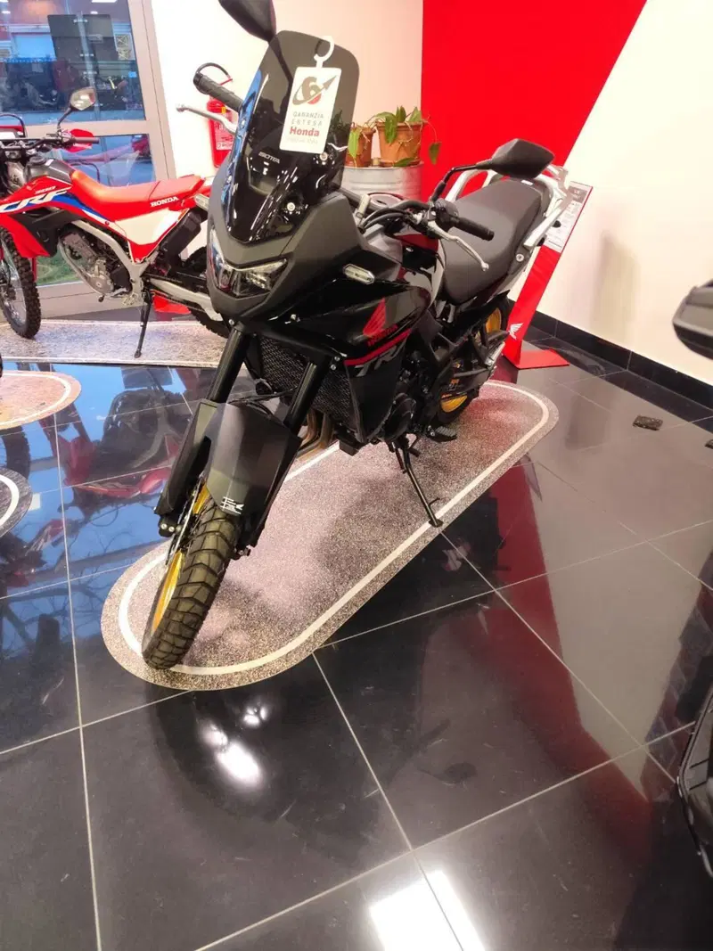 Honda Transalp XL750 (2025) (6)