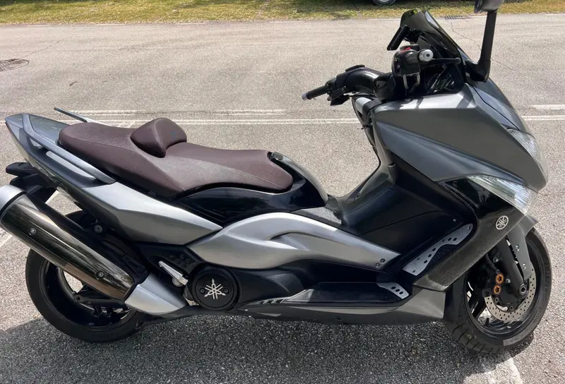 Yamaha T-Max 500 (2008 - 12) (2)