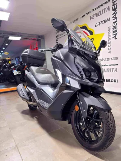 Sym Cruisym 300 (2021 - 24) usata