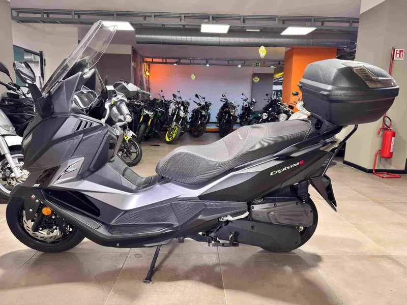 Sym Cruisym 300 (2021 - 24) (3)