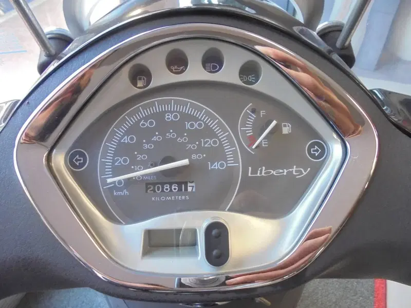Piaggio Liberty 150 4T (2008 - 13) (4)