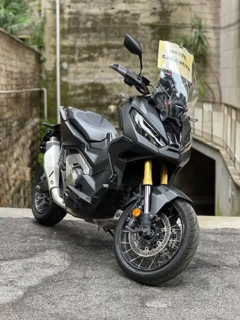 Honda X-ADV 750 DCT (2021 - 24) (2)