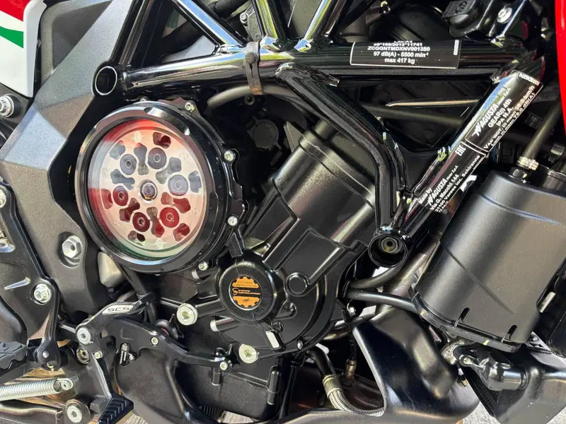 MV Agusta Turismo Veloce 800 RC SCS (2022 - 26) (5)
