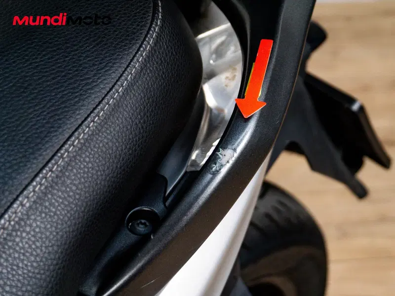 Piaggio Beverly 350 SportTouring ie ABS (2011 - 17) (17)