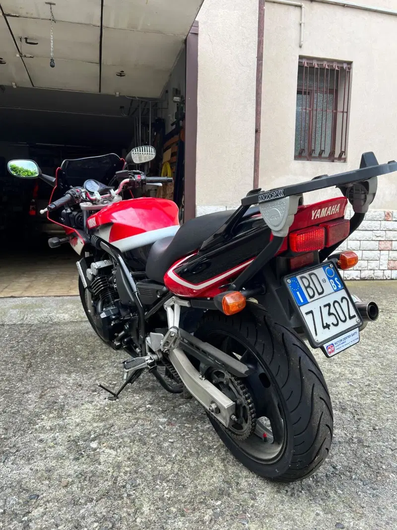 Yamaha FZS 600 Fazer (2002 - 03) (6)