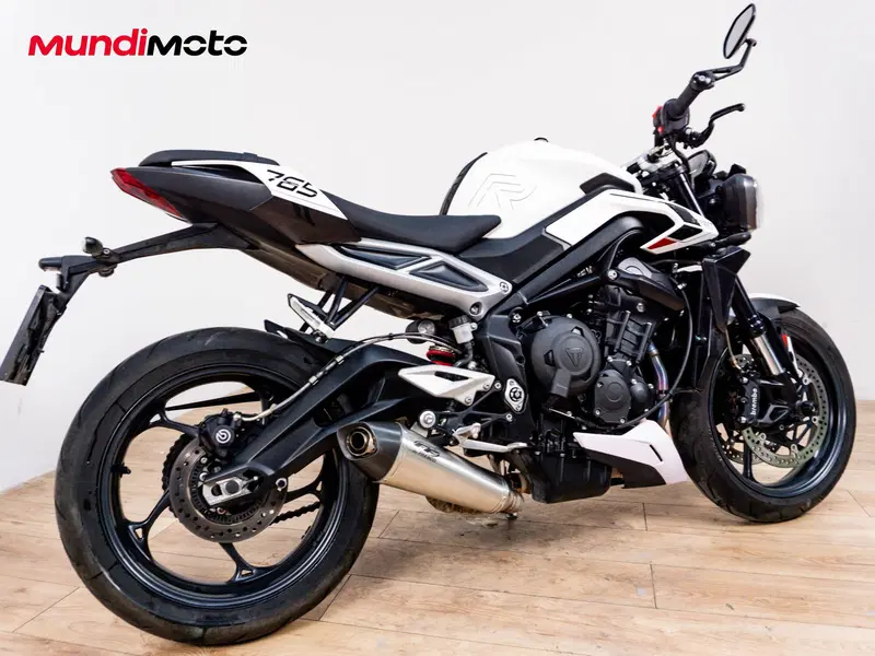 Triumph Street Triple 765 R (2023 - 26) (3)