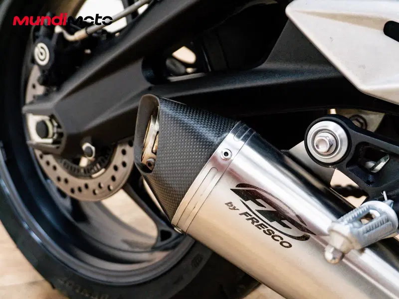 Triumph Street Triple 765 R (2023 - 26) (15)