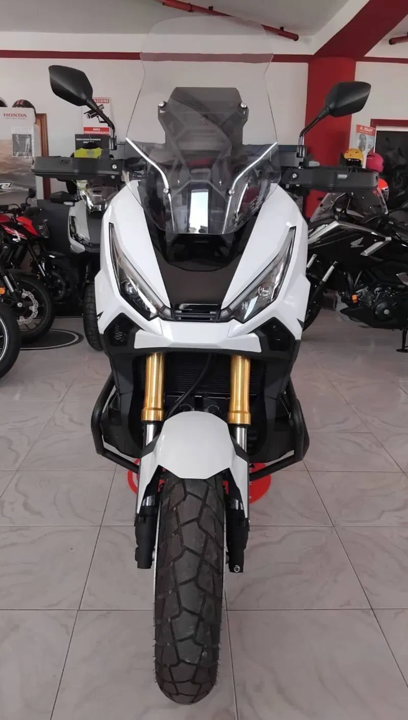 Honda X-ADV 750 (2025 - 26) (2)