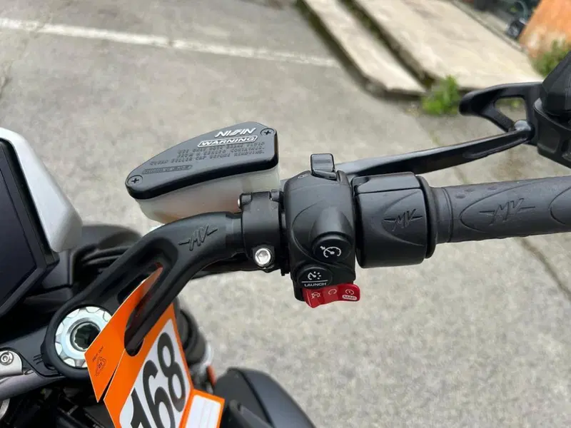 MV Agusta Dragster 800 RR (2018 - 20) (8)