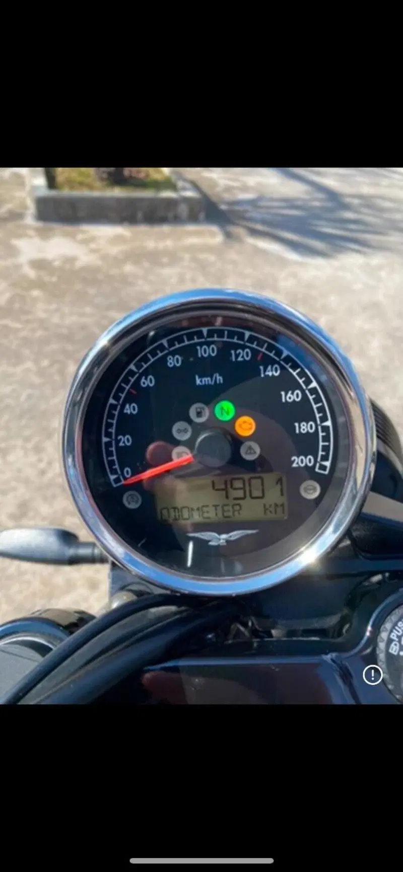 Moto Guzzi V7 III Stone Night Pack (2019 - 20) (2)