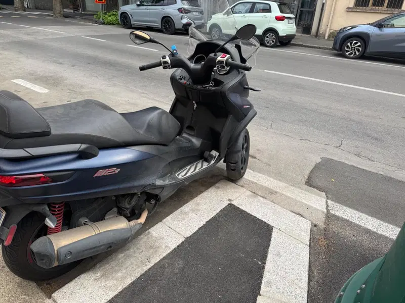 Piaggio Mp3 500 Hpe Sport Advanced (2019 - 20) (2)