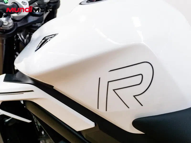 Triumph Street Triple 765 R (2023 - 26) (13)