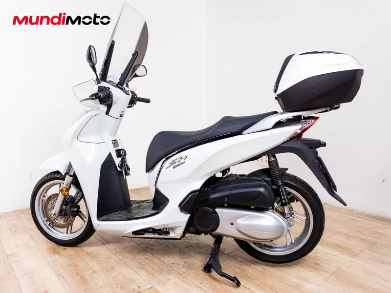 Honda SH 300 i ABS (2013 - 14) (7)
