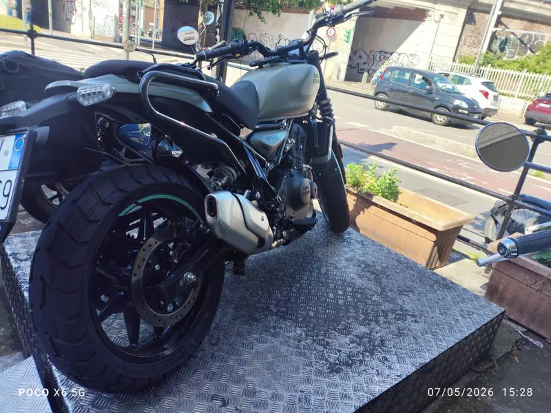 Royal Enfield Guerrilla 450 (2024 - 26) (2)