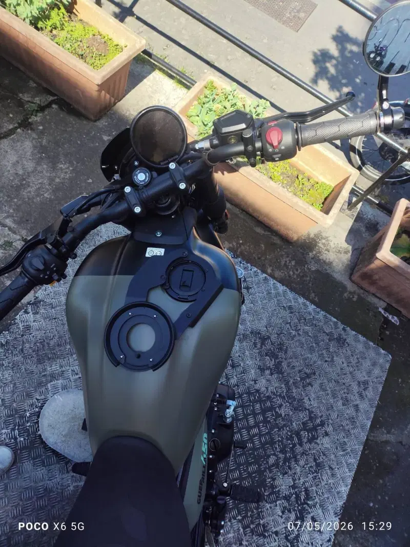 Royal Enfield Guerrilla 450 (2024 - 26) (7)