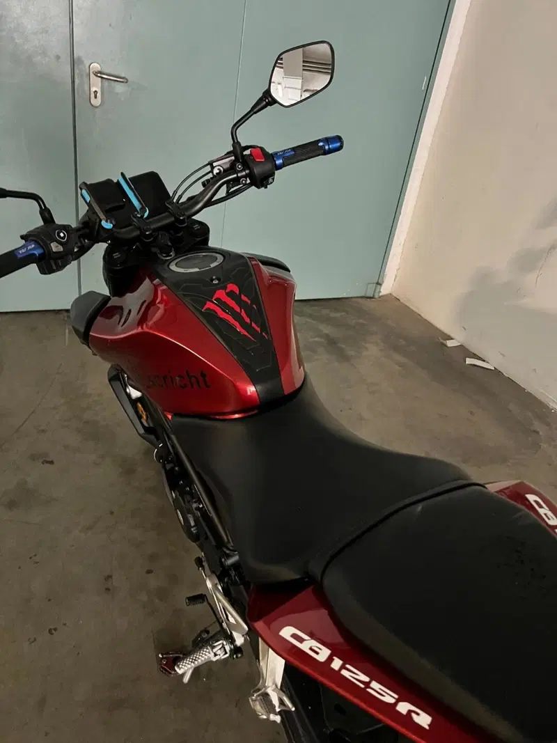 Honda CB 125 R (2024 - 26) (7)