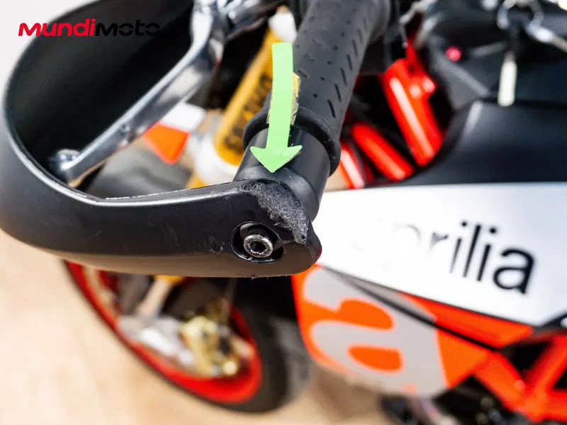 Aprilia Dorsoduro 900 (2017 - 20) (14)