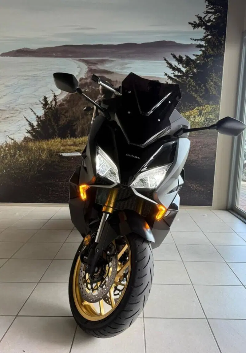 Honda Forza 750 DCT Special Edition (2024) (3)