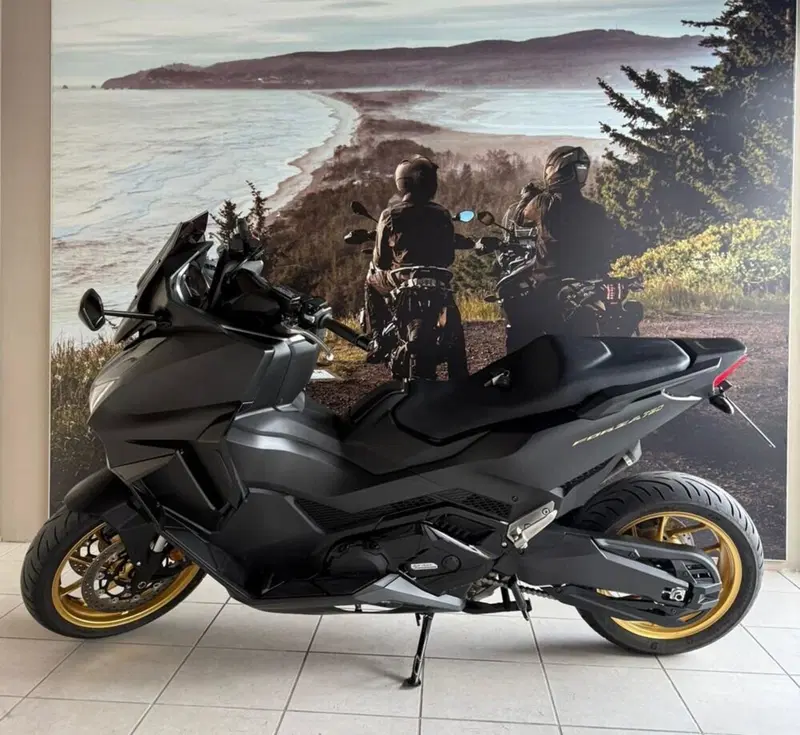 Honda Forza 750 DCT Special Edition (2024) (4)